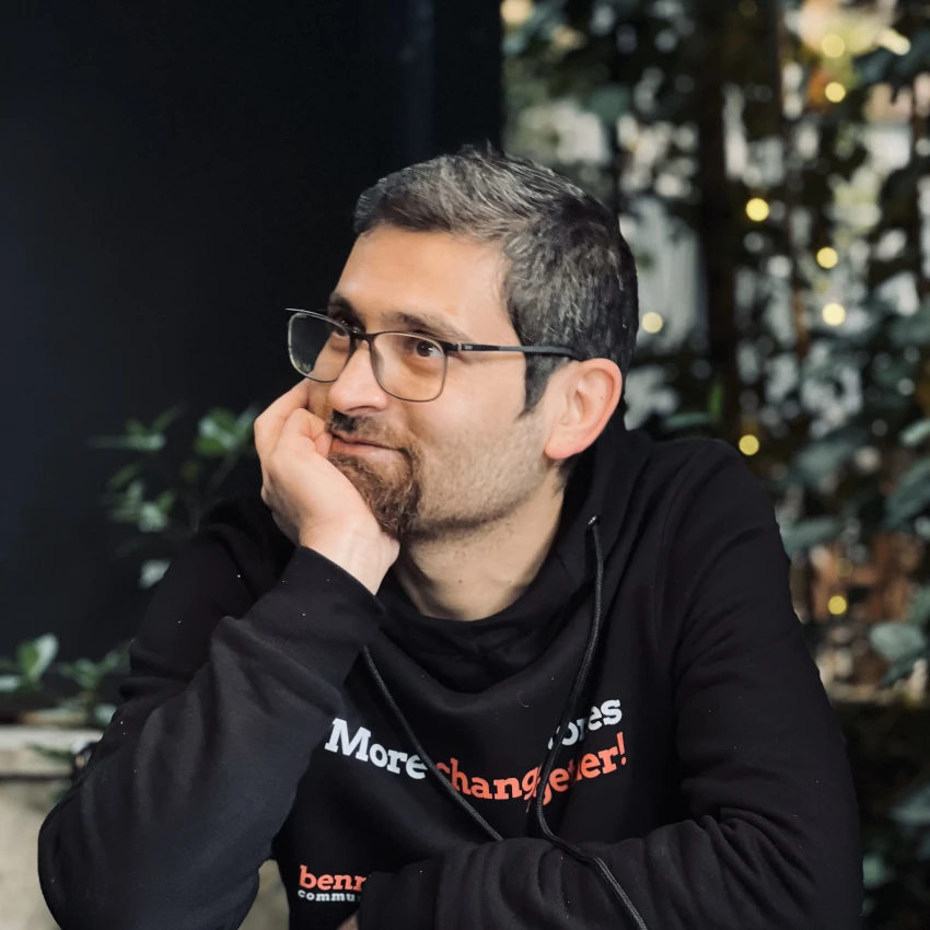 Ben M.Najafi